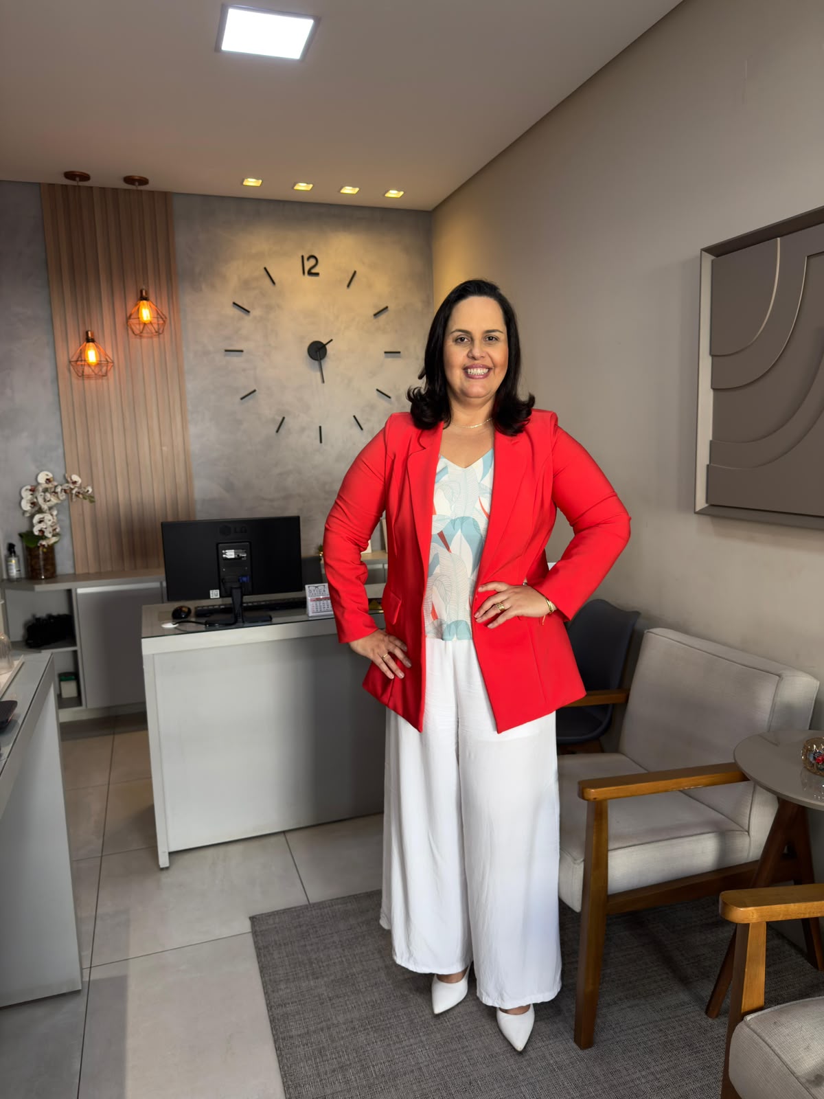 Leandra Cunha em ambiente profissional